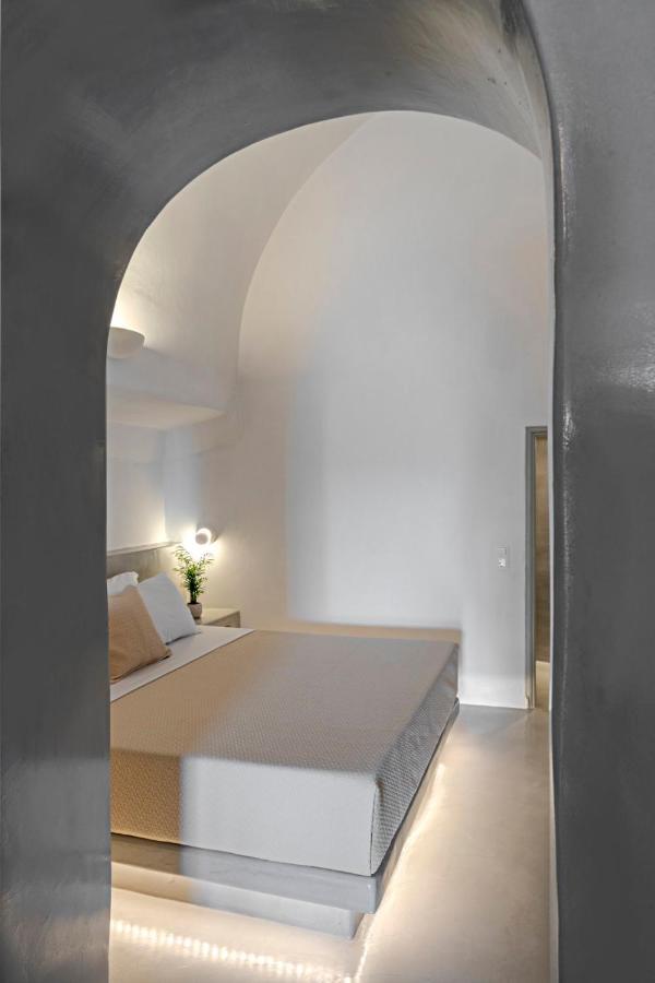 Kaleidoscope Imerovigli Suites Bagian luar foto